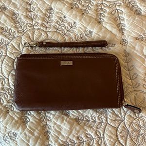 Buxton wallet. Brown. 8.5”x4.5”.